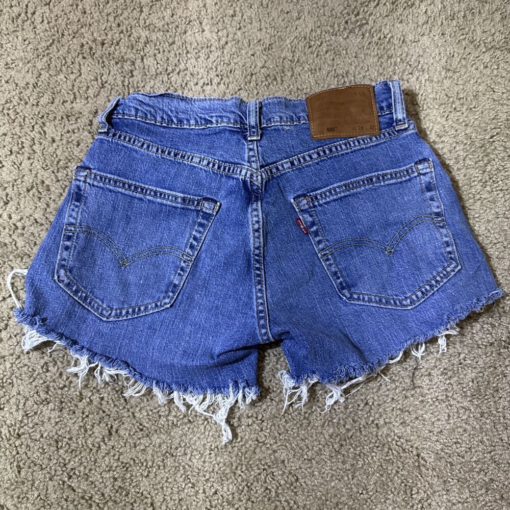 Levi’s 502 Cut-Off Shorts W28 Blue Denim Distressed Frayed Hem Casual Summer